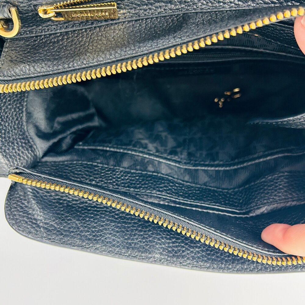 Michael Kors Black Pebbled Leather Handbag Crossbody Satchel Tote Gold Hardware - Picture 10 of 15